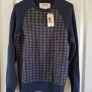 NWT urban pop line Men sweater.
